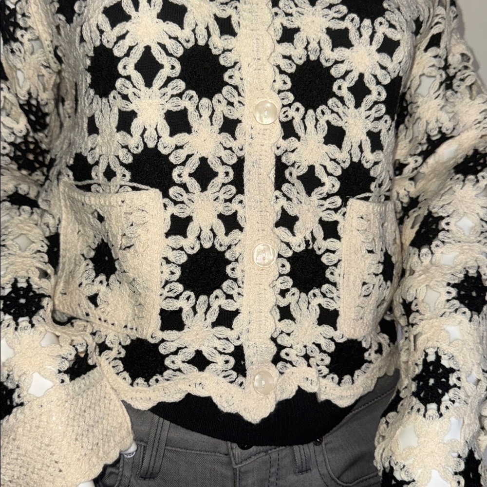 NWT Walter Baker Cream and Black Brooke Cardigan - Picture 4 of 6